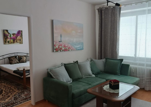 Exkluzívne 2-izbový byt na prenájom, Prešov