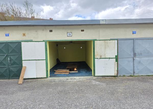 Garáž, ul. Nábrežná, Prešov